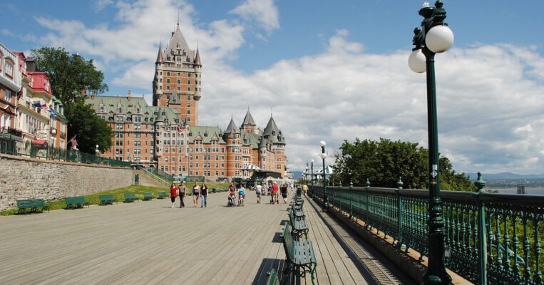 Avec le Québec, trouve ton métier d'avenir !